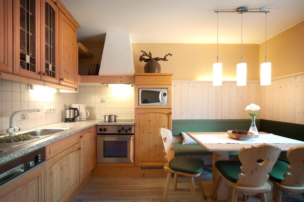Leo Apartment *